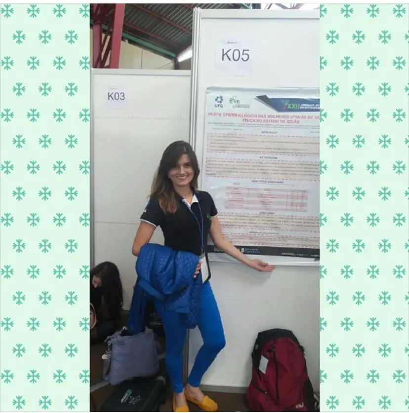 Estar em Valparaíso, no Chile, ainda na época da graduação, apresentando um trabalho, foi a prova de que o conhecimento nos leva a lugares que um dia pareciam distantes. Viajar para o exterior também é abrir a alma para novas culturas, novos olhares e novas formas de enxergar o mundo e a si mesma. Crescemos não apenas profissionalmente, mas como seres humanos. Que essa lembrança seja um lembrete para todos: a dedicação de hoje pode te levar muito além do que você imagina. Nunca subestime o poder do seu esforço. Os sonhos que parecem distantes hoje podem se tornar memórias inesquecíveis amanhã.